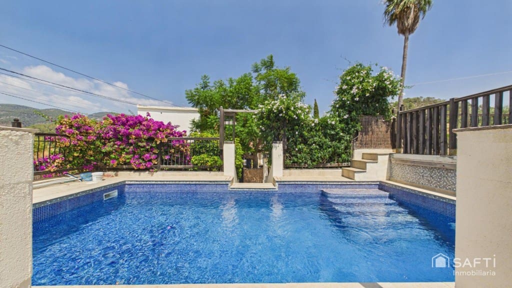 4 chambre Finca/Maison de Campagne à vendre à Bunyola avec piscine garage - 1 150 000 € (Ref: 10013057)