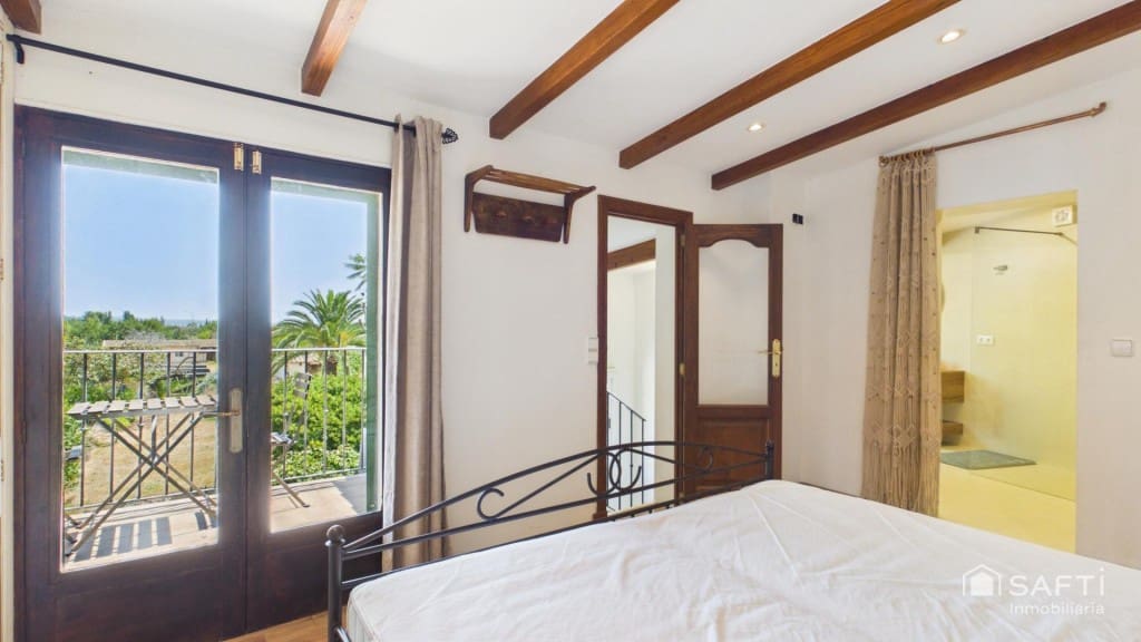 4 chambre Finca/Maison de Campagne à vendre à Bunyola avec piscine garage - 1 150 000 € (Ref: 10013057)