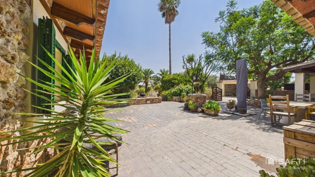 4 chambre Finca/Maison de Campagne à vendre à Bunyola avec piscine garage - 1 150 000 € (Ref: 10013057)