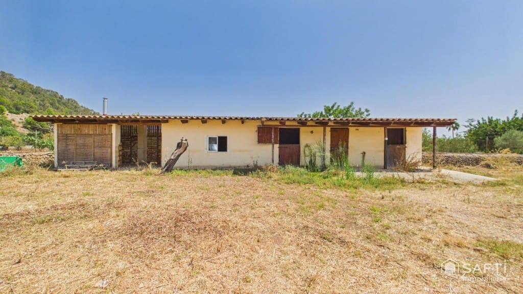 4 chambre Finca/Maison de Campagne à vendre à Bunyola avec piscine garage - 1 150 000 € (Ref: 10013057)