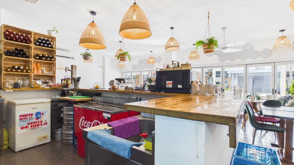 Comercial para venda em Palmanova - 160 000 € (Ref: 10013058)