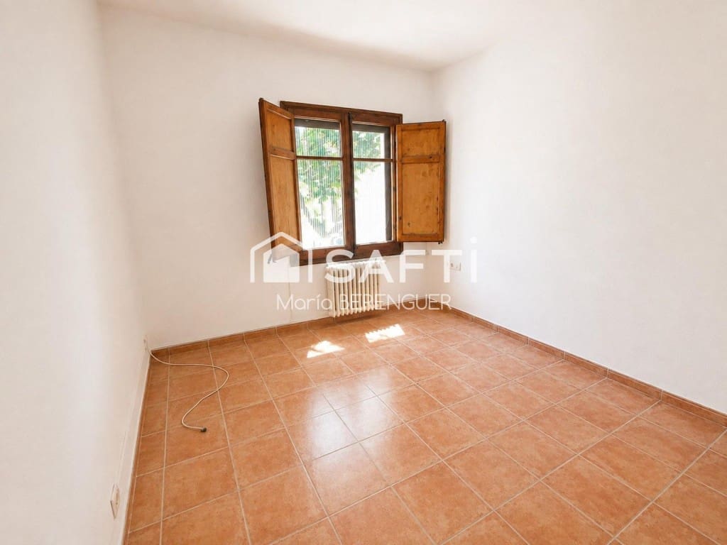 5 bedroom Villa for sale in Begues - € 755,000 (Ref: 10013059)
