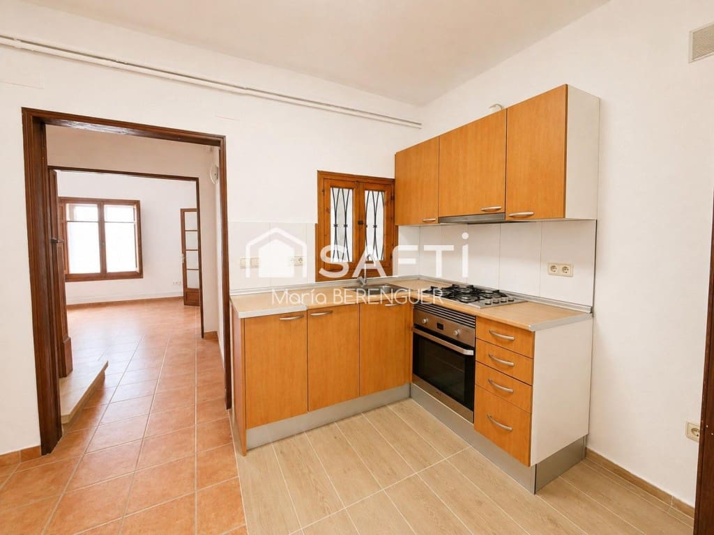 5 bedroom Villa for sale in Begues - € 755,000 (Ref: 10013059)