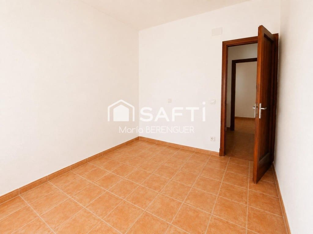 5 bedroom Villa for sale in Begues - € 755,000 (Ref: 10013059)