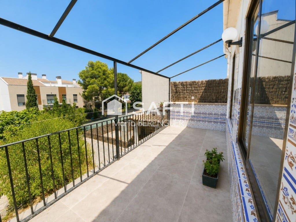 5 bedroom Villa for sale in Begues - € 755,000 (Ref: 10013059)