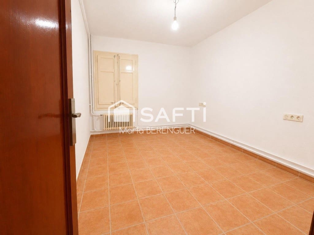 5 bedroom Villa for sale in Begues - € 755,000 (Ref: 10013059)