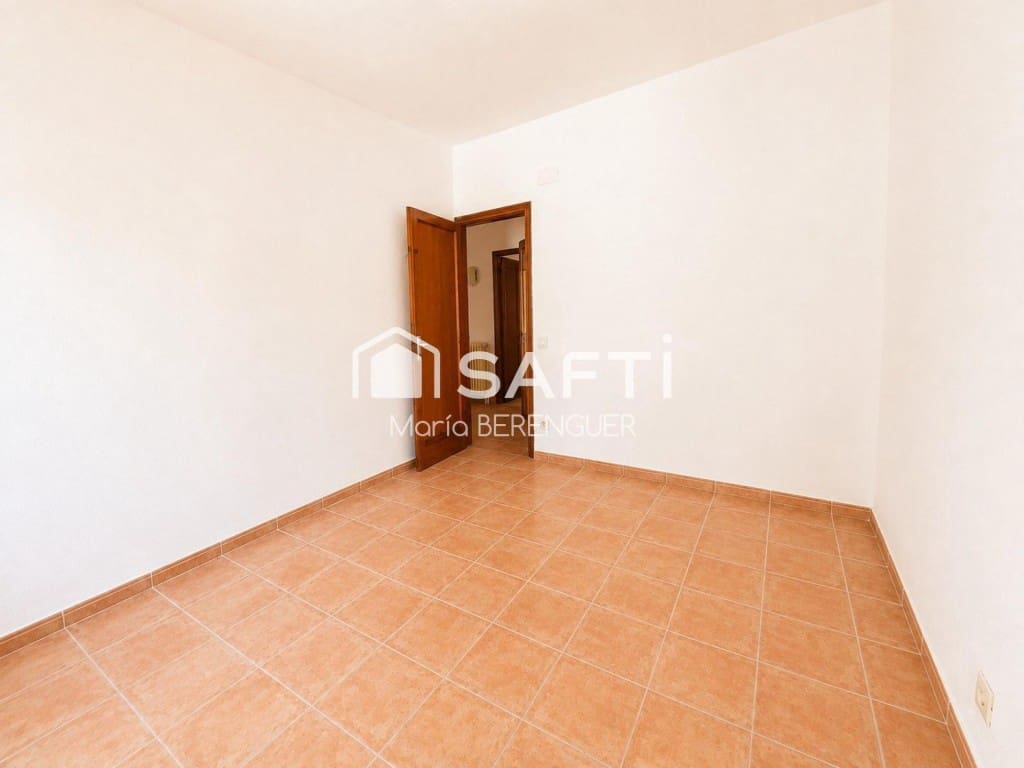 5 bedroom Villa for sale in Begues - € 755,000 (Ref: 10013059)