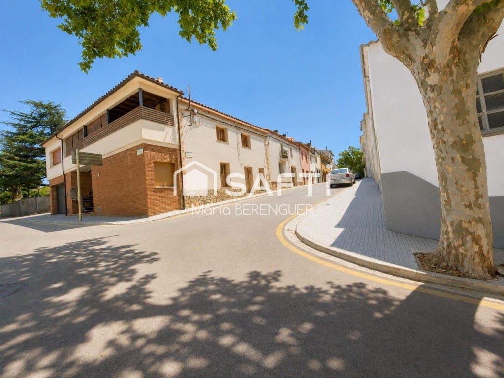 5 bedroom Villa for sale in Begues - € 755,000 (Ref: 10013059)