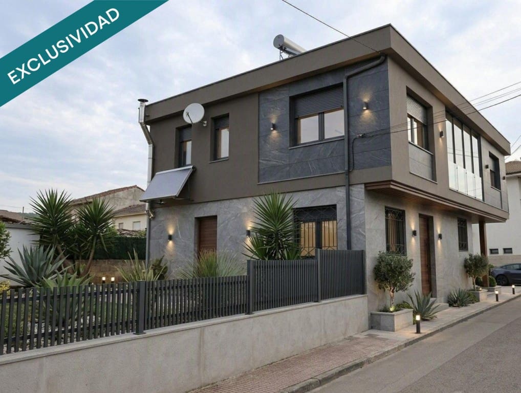 2 bedroom Villa for sale in Toral de los Vados with garage - € 110,000 (Ref: 10013060)