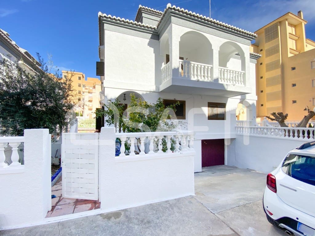 4 soveværelse Rækkehus til salg i Sueca med swimmingpool garage - € 425.000 (Ref: 10015269)