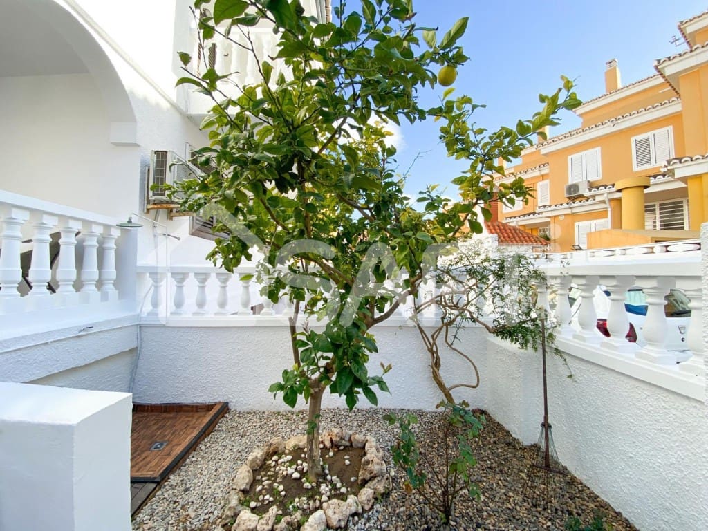 4 soveværelse Rækkehus til salg i Sueca med swimmingpool garage - € 425.000 (Ref: 10015269)