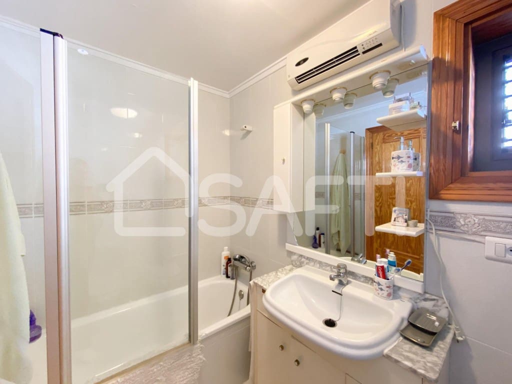 4 soveværelse Rækkehus til salg i Sueca med swimmingpool garage - € 425.000 (Ref: 10015269)