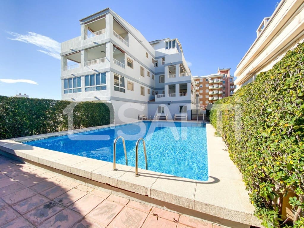 4 soveværelse Rækkehus til salg i Sueca med swimmingpool garage - € 425.000 (Ref: 10015269)