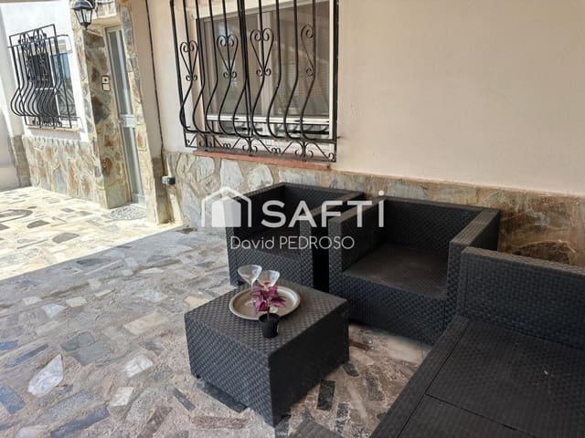4 slaapkamer Villa te koop in Sant Jaume d'Enveja - € 187.000 (Ref: 10015270)
