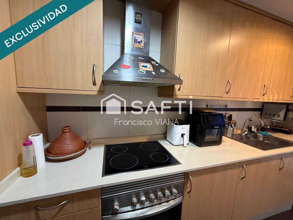 3 bedroom Apartment for sale in Lloret de Mar with pool - € 290,000 (Ref: 10017265)