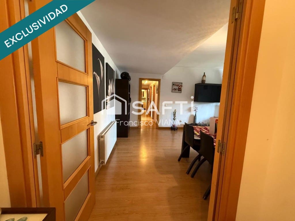 3 bedroom Apartment for sale in Lloret de Mar with pool - € 290,000 (Ref: 10017265)