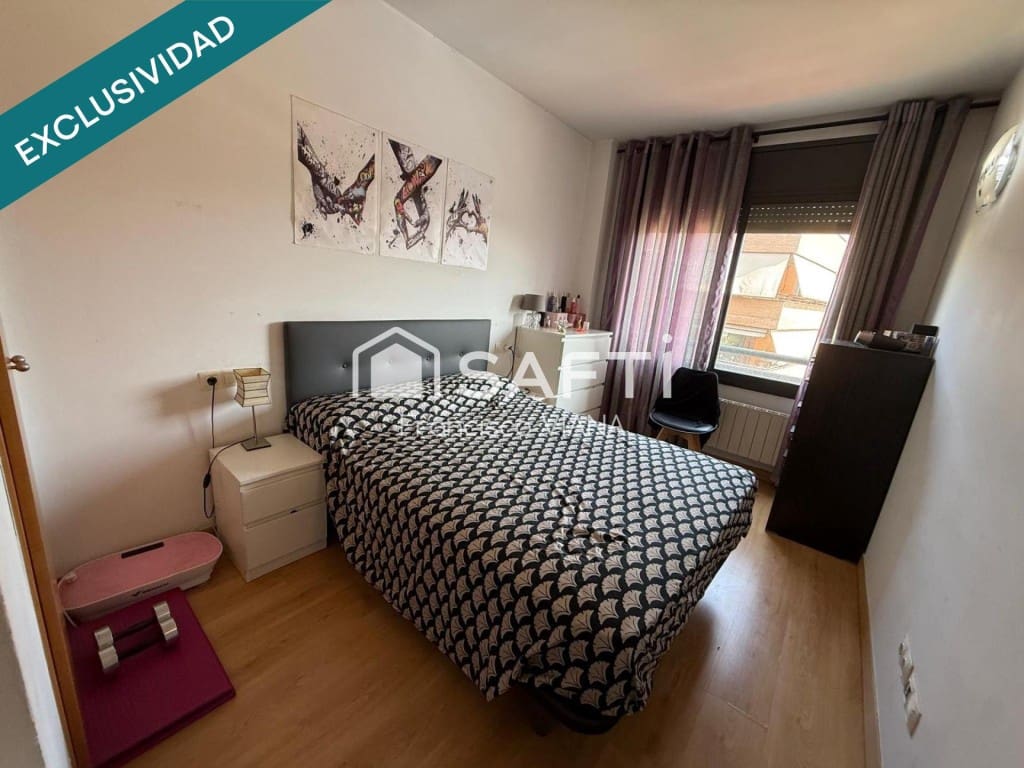 3 bedroom Apartment for sale in Lloret de Mar with pool - € 290,000 (Ref: 10017265)