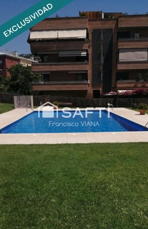 3 bedroom Apartment for sale in Lloret de Mar with pool - € 290,000 (Ref: 10017265)