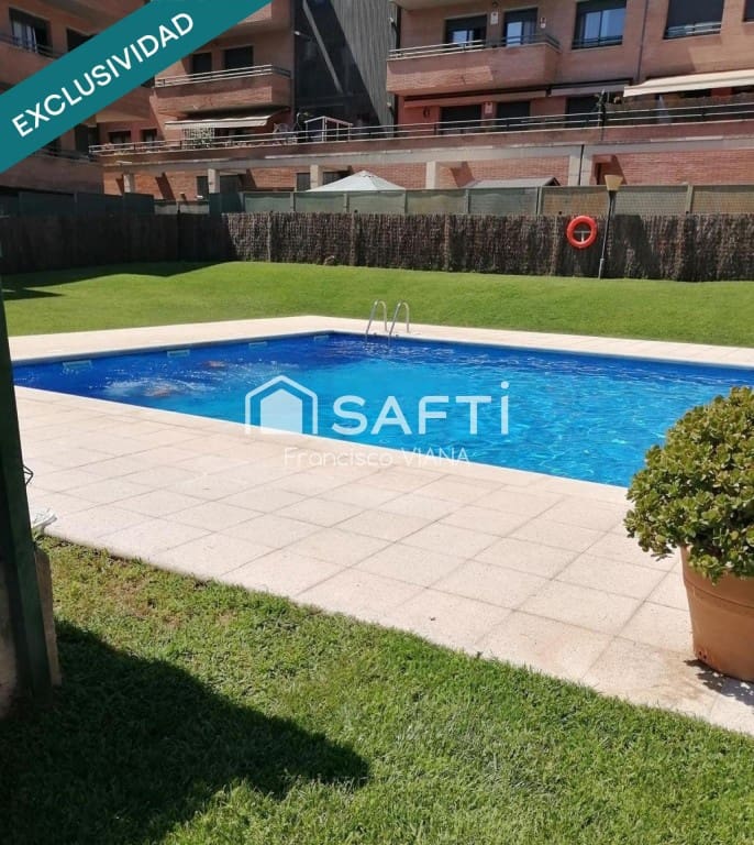 3 bedroom Apartment for sale in Lloret de Mar with pool - € 290,000 (Ref: 10017265)