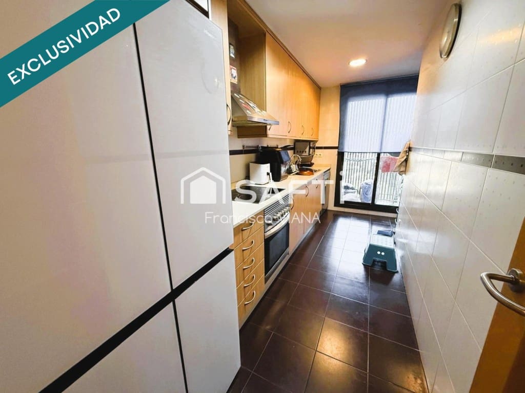 3 bedroom Apartment for sale in Lloret de Mar with pool - € 290,000 (Ref: 10017265)
