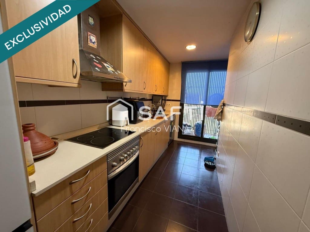 3 bedroom Apartment for sale in Lloret de Mar with pool - € 290,000 (Ref: 10017265)