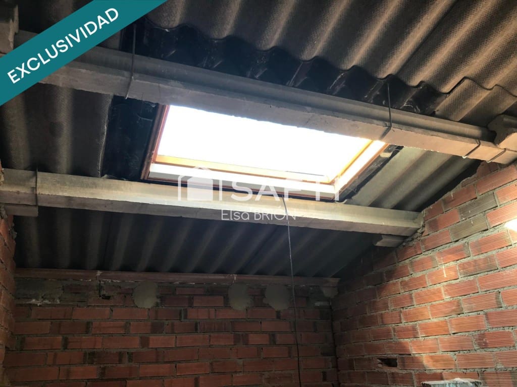 4 makuuhuone Huvila myytävänä paikassa Porto do Son - 169 000 € (Ref: 10017266)