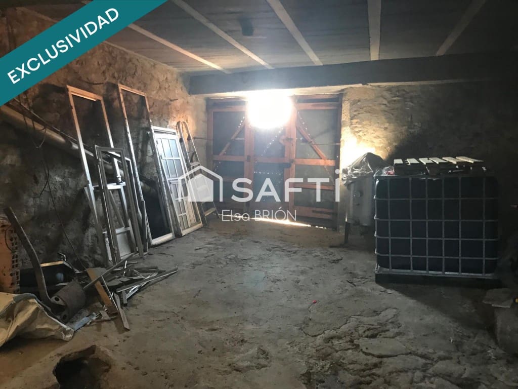 4 makuuhuone Huvila myytävänä paikassa Porto do Son - 169 000 € (Ref: 10017266)