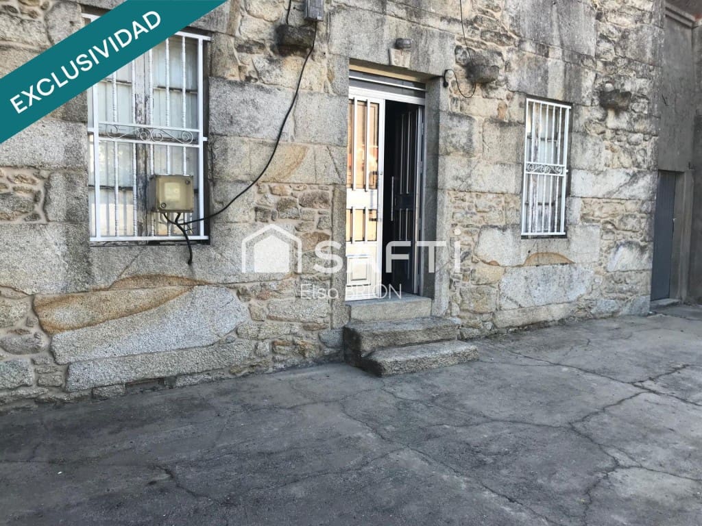 4 makuuhuone Huvila myytävänä paikassa Porto do Son - 169 000 € (Ref: 10017266)