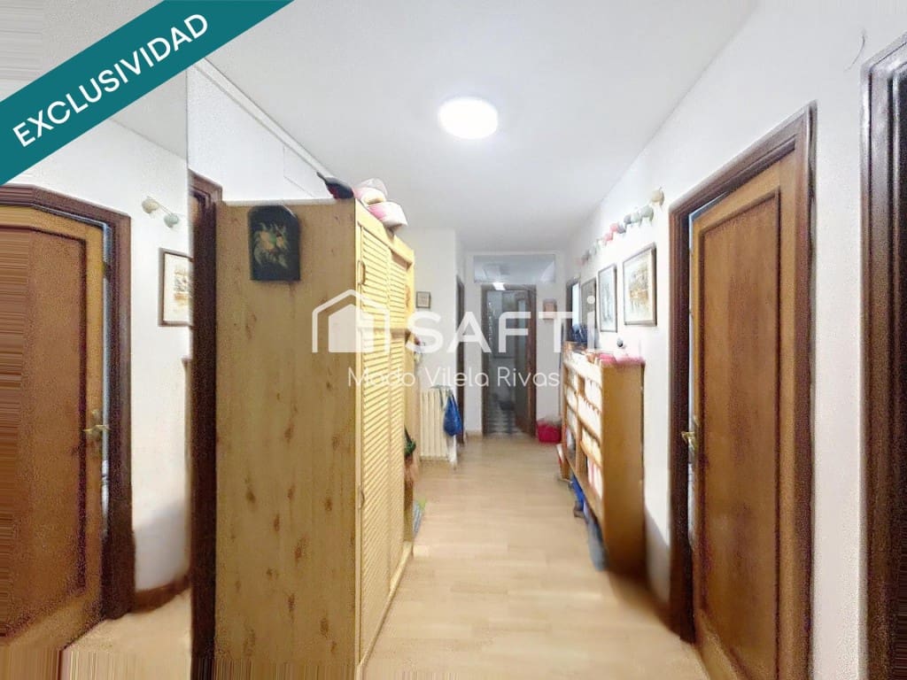 Apartamento de 4 habitaciones en Santiago de Compostela en venta - 520.000 € (Ref: 10017268)