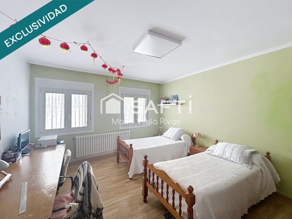 Apartamento de 4 habitaciones en Santiago de Compostela en venta - 520.000 € (Ref: 10017268)