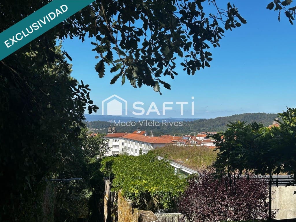Apartamento de 4 habitaciones en Santiago de Compostela en venta - 520.000 € (Ref: 10017268)