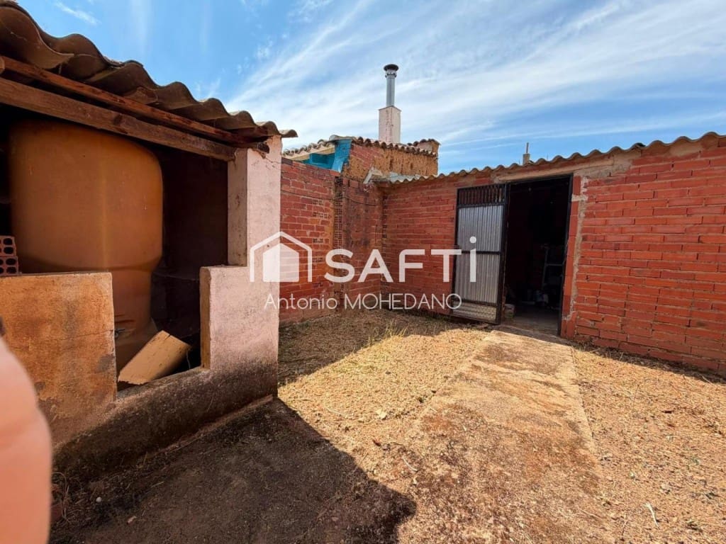 Adosado de 2 habitaciones en Villamañán en venta - 79.900 € (Ref: 10017273)