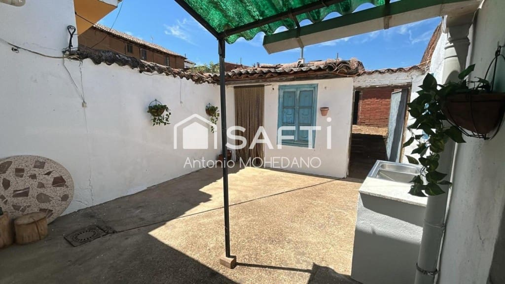Adosado de 2 habitaciones en Villamañán en venta - 79.900 € (Ref: 10017273)
