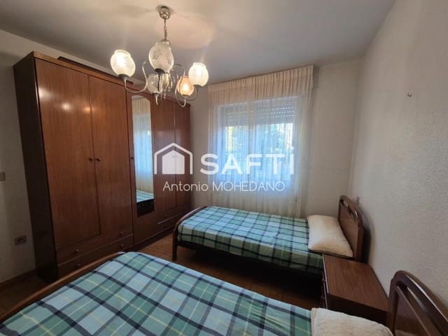 2 soverom Rekkehus til salgs i Villamañán - € 79 900 (Ref: 10017273)