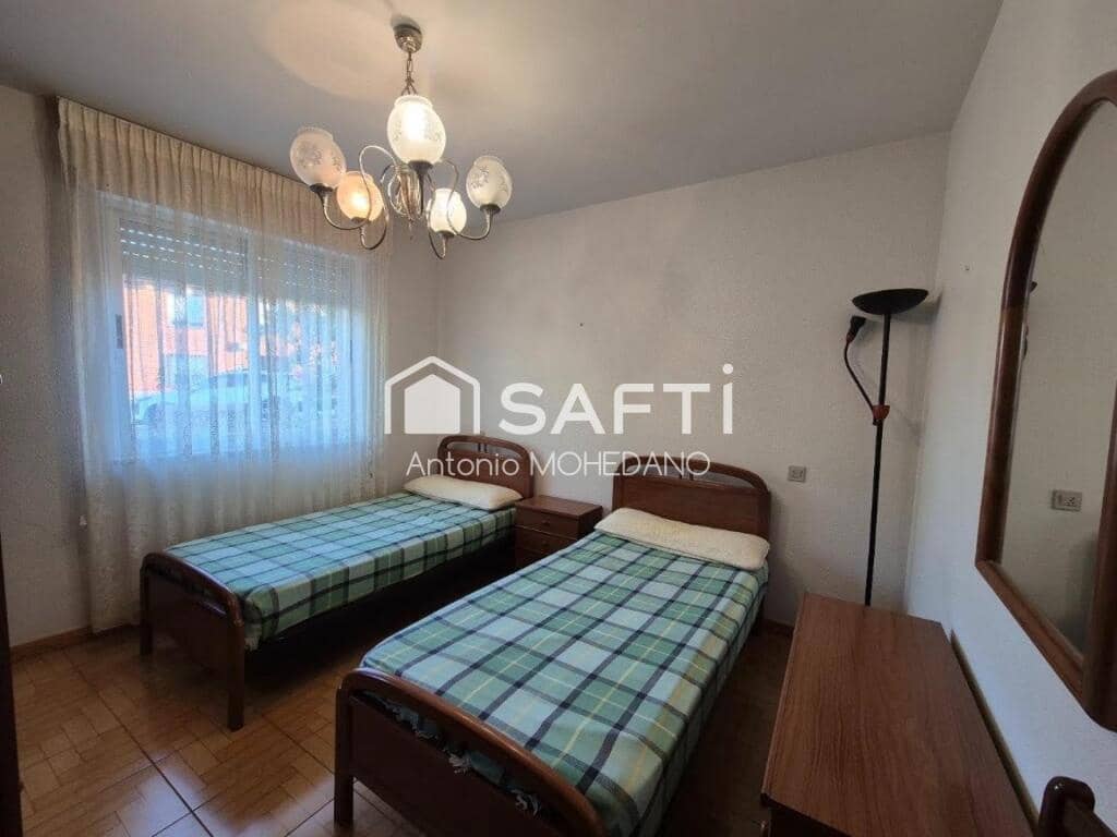 2 chambre Villa/Maison Mitoyenne à vendre à Villamanan avec garage - 79 900 € (Ref: 10017273)
