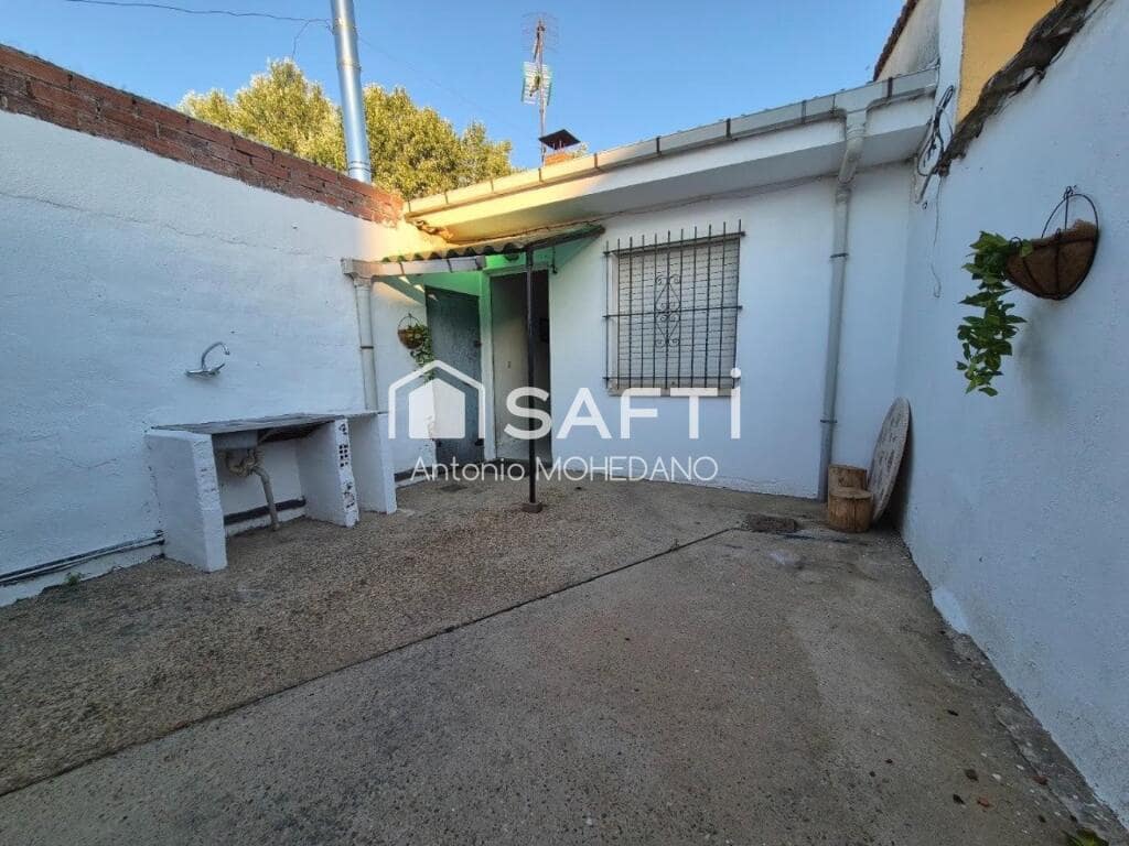 2 chambre Villa/Maison Mitoyenne à vendre à Villamanan avec garage - 79 900 € (Ref: 10017273)