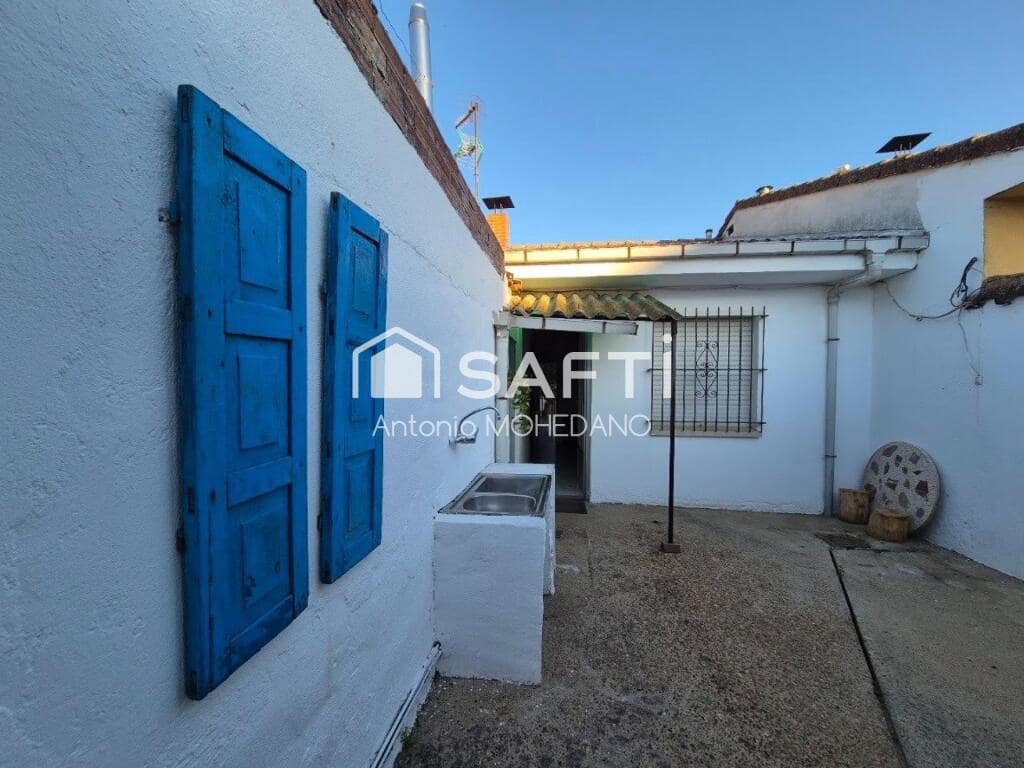 2 chambre Villa/Maison Mitoyenne à vendre à Villamanan avec garage - 79 900 € (Ref: 10017273)