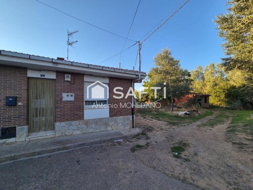 2 chambre Villa/Maison Mitoyenne à vendre à Villamanan avec garage - 79 900 € (Ref: 10017273)