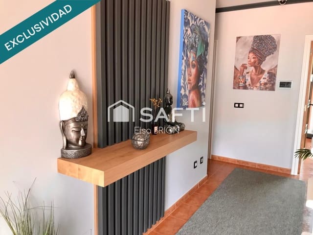 4 chambre Villa/Maison à vendre à Ribeira avec piscine - 479 000 € (Ref: 10020402)
