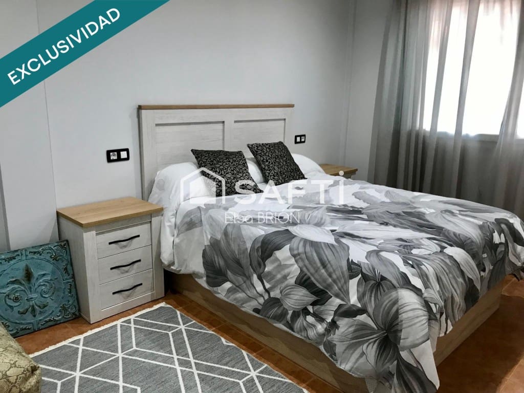 4 chambre Villa/Maison à vendre à Ribeira avec piscine - 479 000 € (Ref: 10020402)