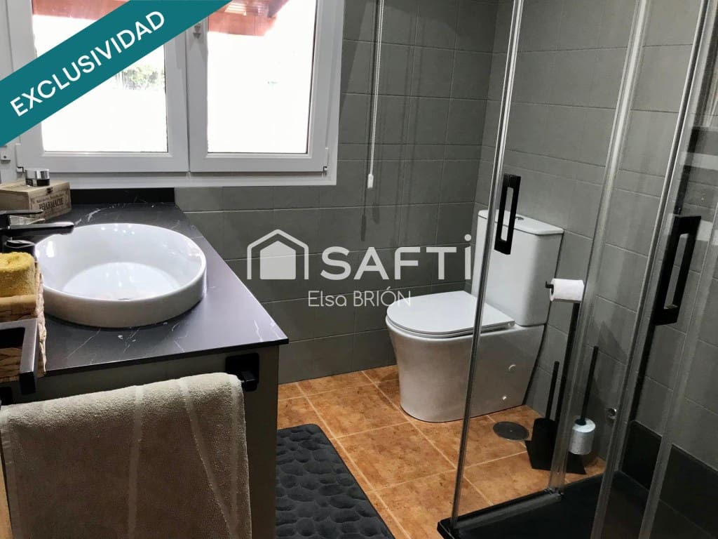 4 chambre Villa/Maison à vendre à Ribeira avec piscine - 479 000 € (Ref: 10020402)