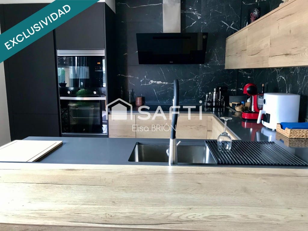 4 chambre Villa/Maison à vendre à Ribeira avec piscine - 479 000 € (Ref: 10020402)