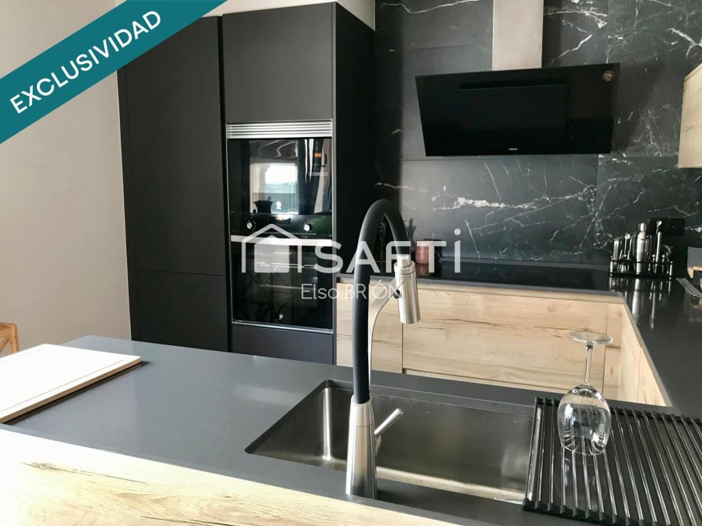 4 chambre Villa/Maison à vendre à Ribeira avec piscine - 479 000 € (Ref: 10020402)