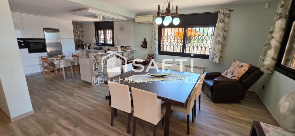 3 quarto Moradia para venda em Fogars de la Selva com piscina garagem - 380 000 € (Ref: 10022186)