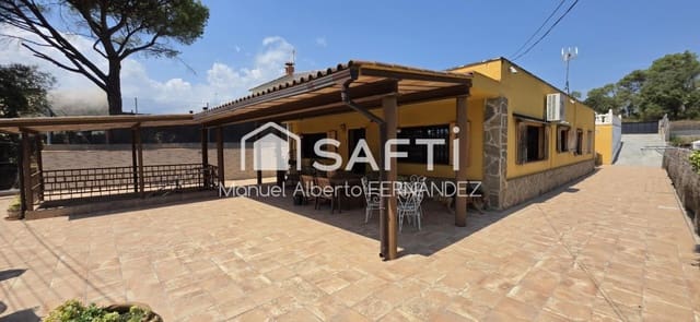 3 quarto Moradia para venda em Fogars de la Selva com piscina garagem - 380 000 € (Ref: 10022186)
