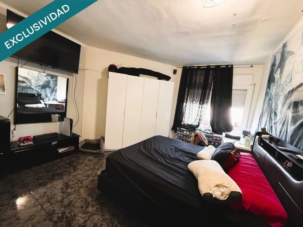 4 sovrum Lägenhet till salu i Pineda de Mar - 210 000 € (Ref: 10022187)