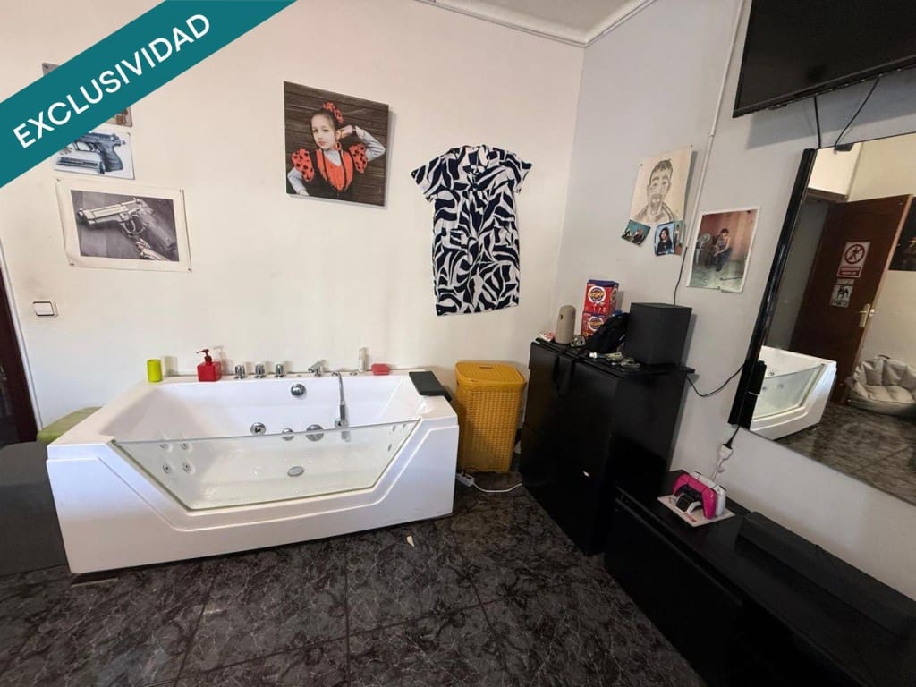 4 sovrum Lägenhet till salu i Pineda de Mar - 210 000 € (Ref: 10022187)
