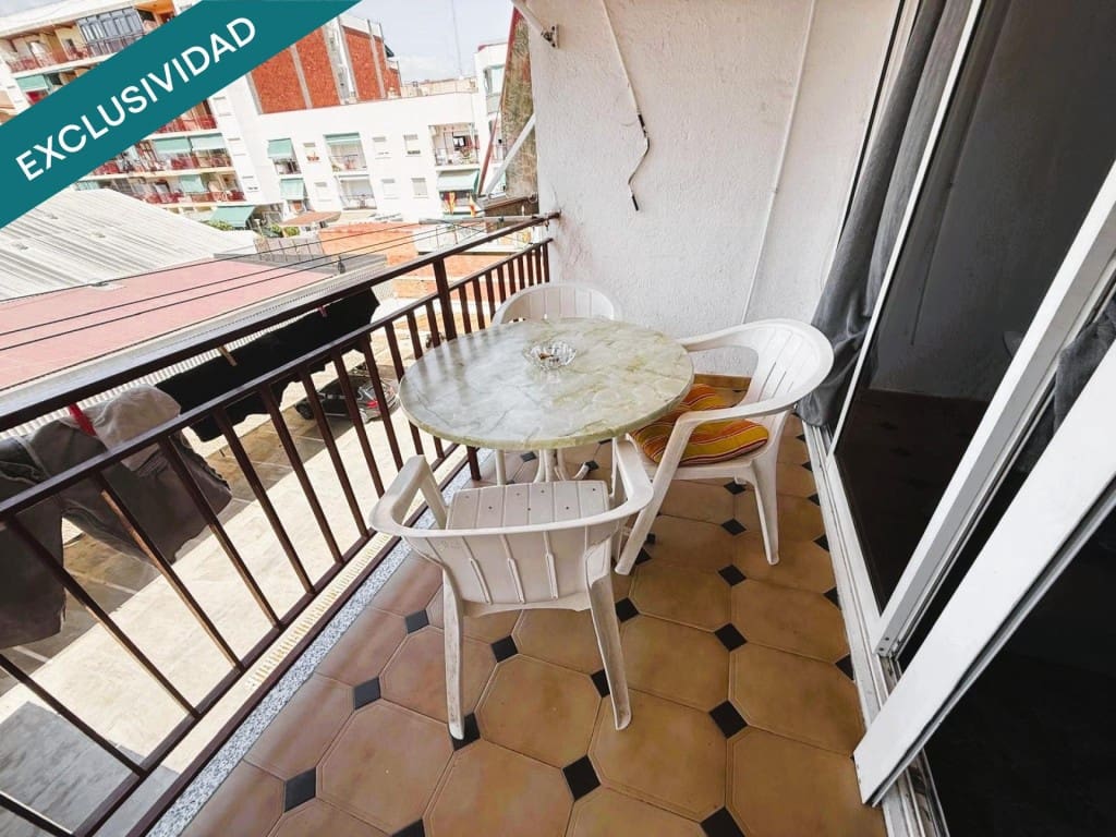 4 sovrum Lägenhet till salu i Pineda de Mar - 210 000 € (Ref: 10022187)