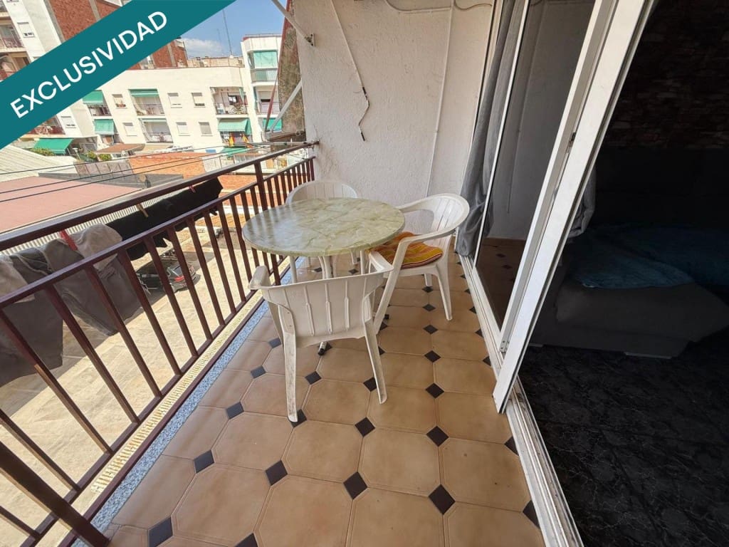 4 sovrum Lägenhet till salu i Pineda de Mar - 210 000 € (Ref: 10022187)