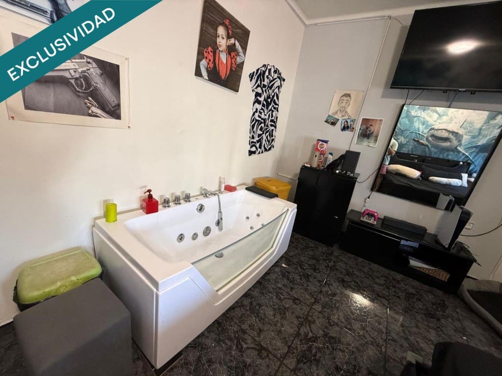 4 sovrum Lägenhet till salu i Pineda de Mar - 210 000 € (Ref: 10022187)